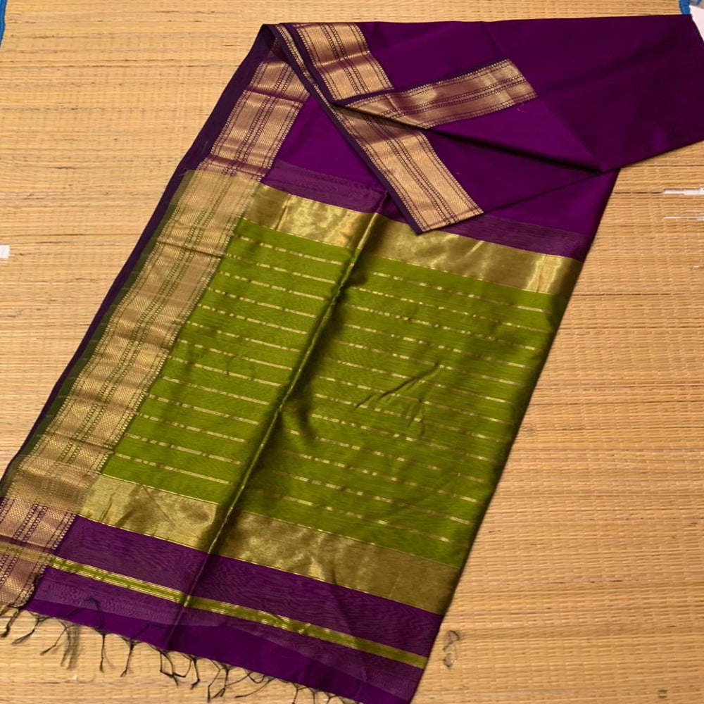 Beautiful Pure Maheshwari Handwoven Zari Border Saree